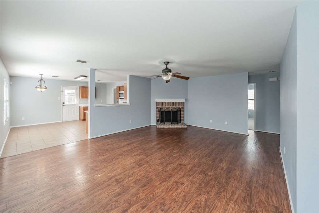 4512 Hounds Tail Lane, Fort Worth, TX 76244 — photo 2