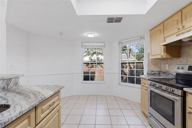 5019 LARCH LANE, New Port Richey, FL 34653