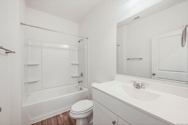 5535 Rue Girard, Converse, TX 78109