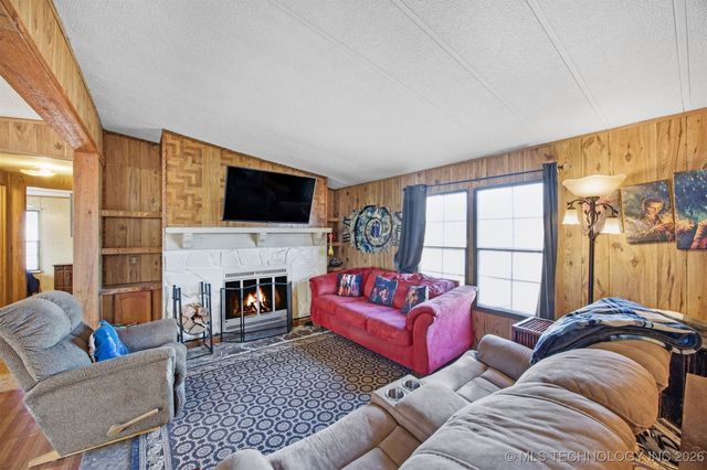 742 S Maple Street, Nowata, OK 74048