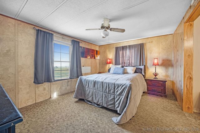 742 S Maple Street, Nowata, OK 74048