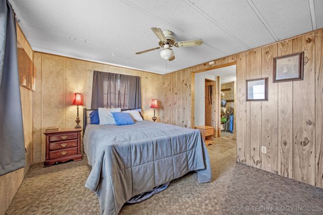 742 S Maple Street, Nowata, OK 74048