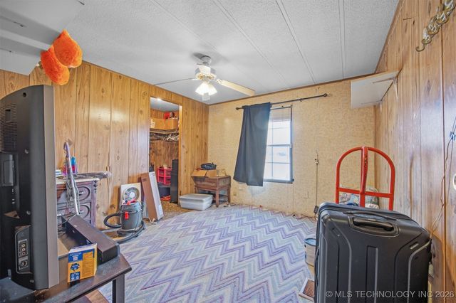 742 S Maple Street, Nowata, OK 74048