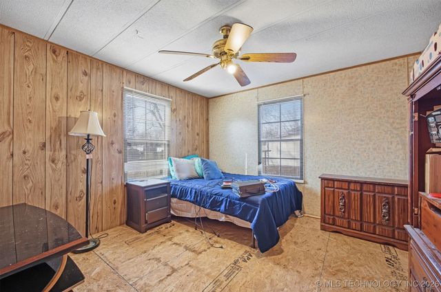 742 S Maple Street, Nowata, OK 74048