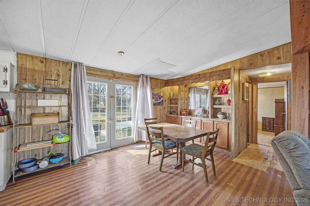 742 S Maple Street, Nowata, OK 74048