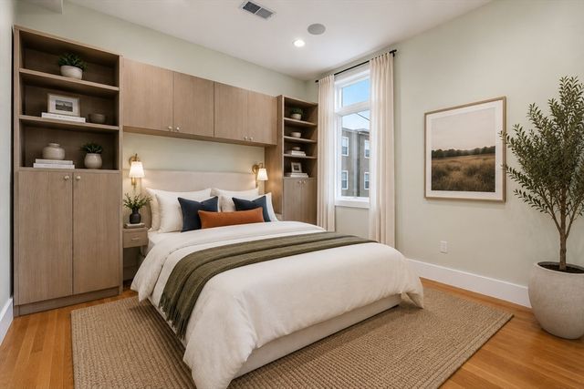 5 Mohawk St 2, Boston, MA 02127