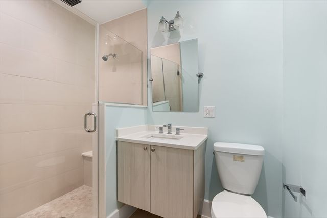 5 Mohawk St 2, Boston, MA 02127