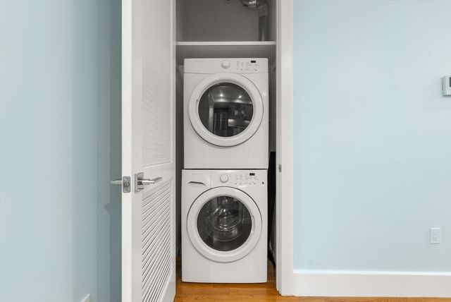 5 Mohawk St 2, Boston, MA 02127