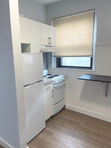 475 Commonwealth Avenue 503, Boston, MA 02215