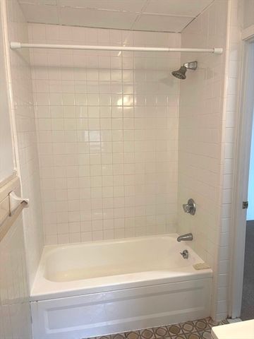 475 Commonwealth Avenue 503, Boston, MA 02215