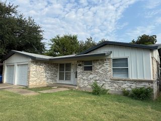 1845 Wintergreen Road, Carrollton, TX 75006