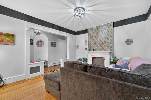 184 Dubois Street, Newburgh, NY 12550