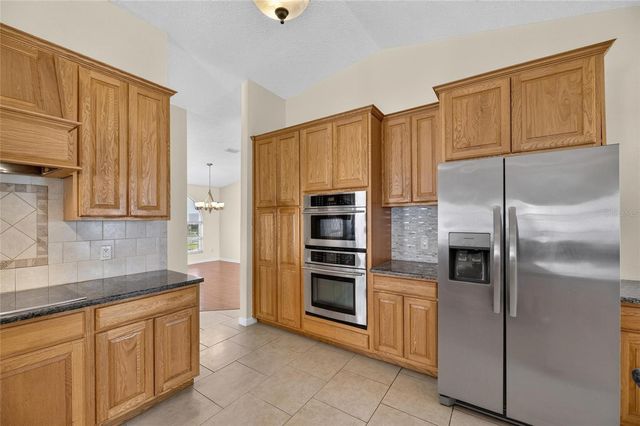 4404 KENDAL COURT, Valrico, FL 33596
