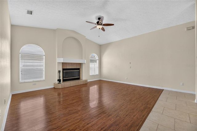 4404 KENDAL COURT, Valrico, FL 33596