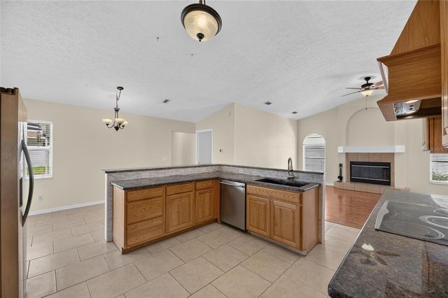 4404 KENDAL COURT, Valrico, FL 33596