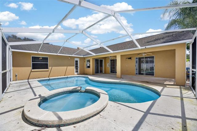 4404 KENDAL COURT, Valrico, FL 33596