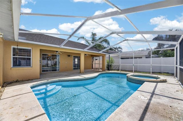 4404 KENDAL COURT, Valrico, FL 33596