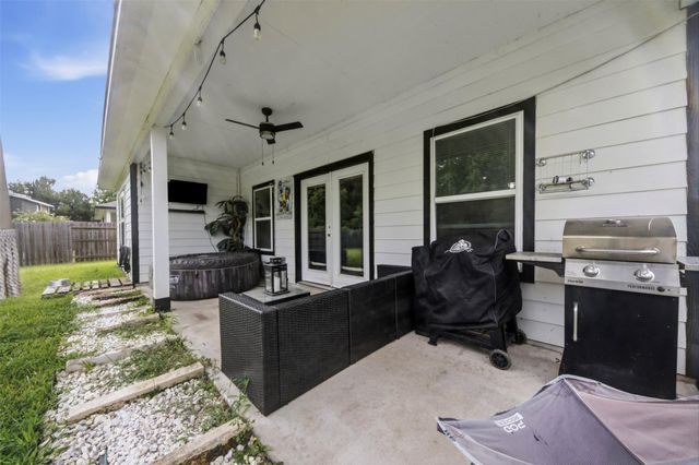 2017 County Road 3550, Cleveland, TX 77327