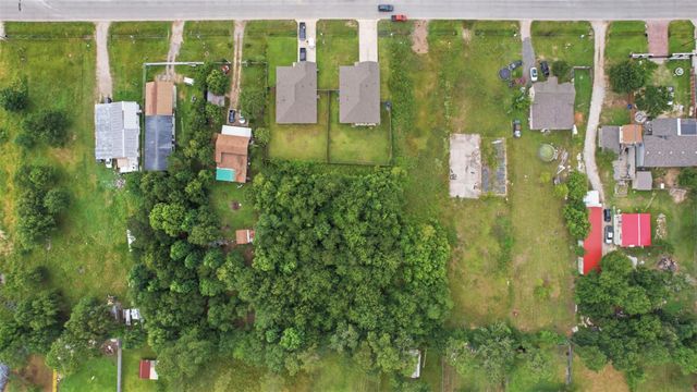 2017 County Road 3550, Cleveland, TX 77327