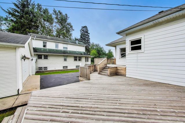5653 N Newcastle Avenue, Chicago, IL 60631