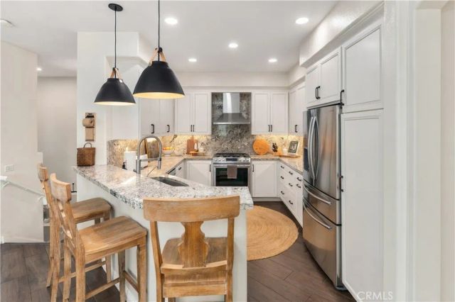 24157 Arrowhead Court, Valencia, CA 91354