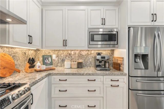 24157 Arrowhead Court, Valencia, CA 91354