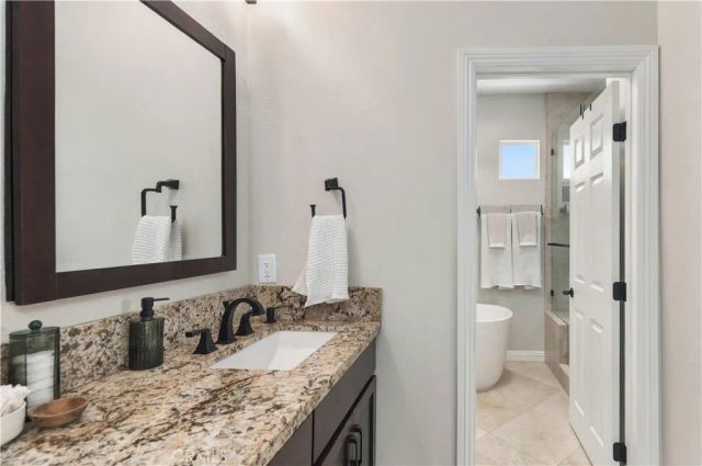 24157 Arrowhead Court, Valencia, CA 91354