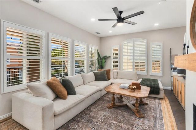 24157 Arrowhead Court, Valencia, CA 91354