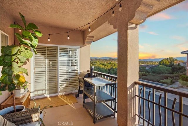 24157 Arrowhead Court, Valencia, CA 91354