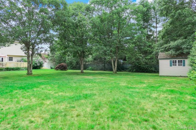 14 Southaven Drive, Brookhaven, NY 11719
