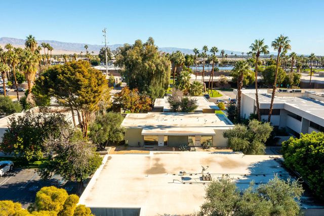 189 Civic Drive 5, Palm Springs, CA 92262