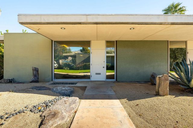 189 Civic Drive 5, Palm Springs, CA 92262