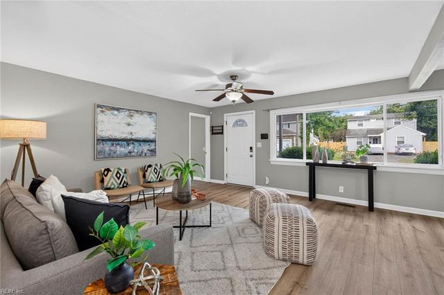 428 Draper DR, Norfolk, VA 23505