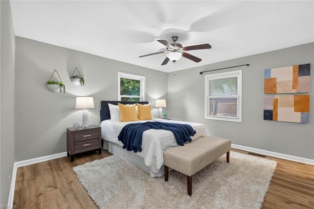 428 Draper DR, Norfolk, VA 23505