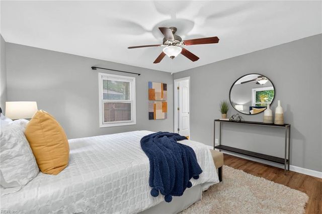 428 Draper DR, Norfolk, VA 23505