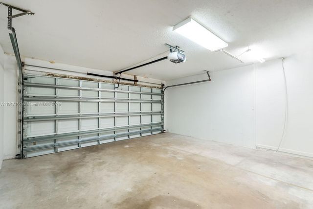 3800 NW 8th St, Delray Beach, FL 33445