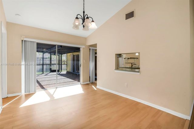 3800 NW 8th St, Delray Beach, FL 33445