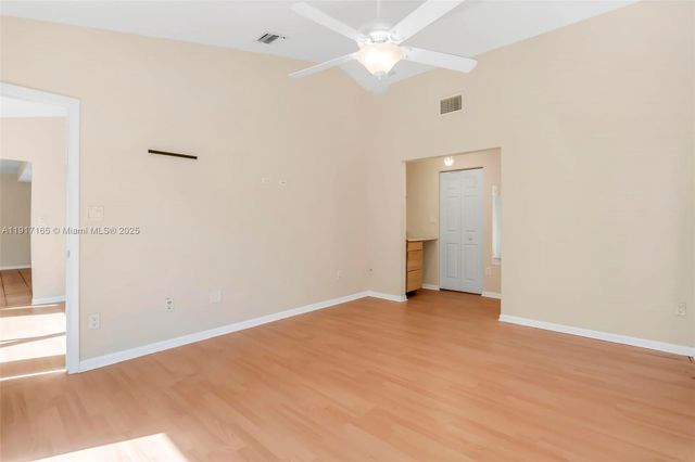 3800 NW 8th St, Delray Beach, FL 33445