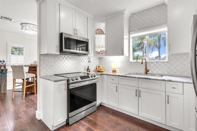 20922 SW 88th Place, Cutler Bay, FL 33189