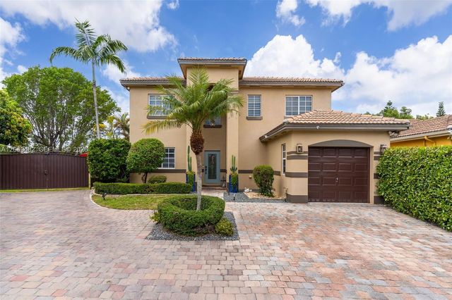 20922 SW 88th Place, Cutler Bay, FL 33189