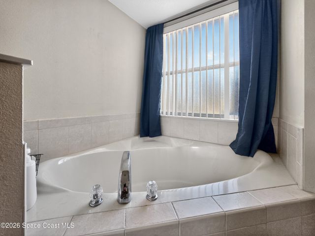 1515 Dallam Avenue NW, Palm Bay, FL 32907