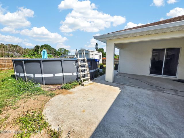 1515 Dallam Avenue NW, Palm Bay, FL 32907