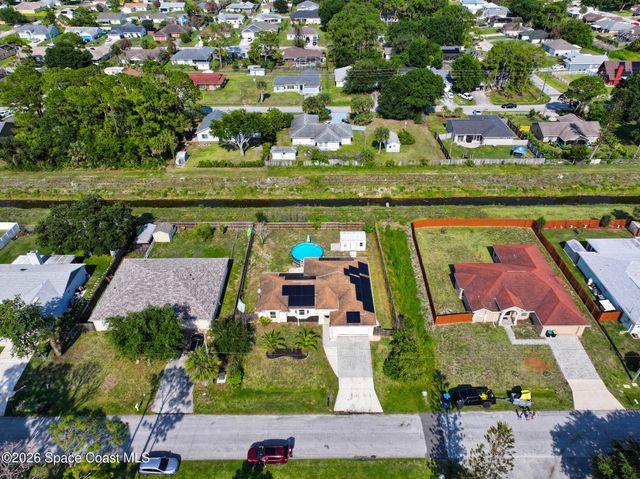 1515 Dallam Avenue NW, Palm Bay, FL 32907