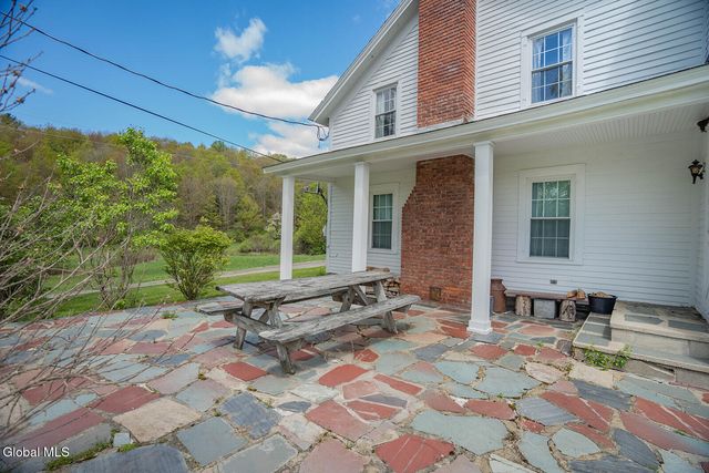 234 S Grimes Hill Road, Hebron, NY 12832