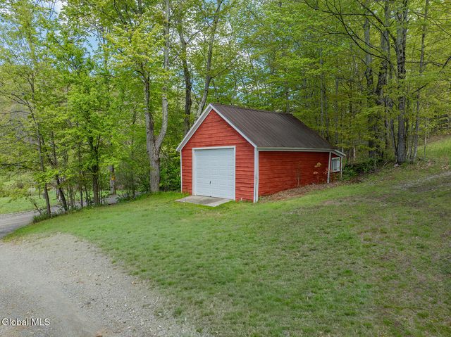 234 S Grimes Hill Road, Hebron, NY 12832
