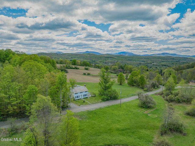 234 S Grimes Hill Road, Hebron, NY 12832
