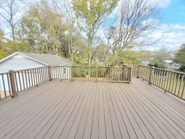 329 E 18th St, Columbia, TN 38401