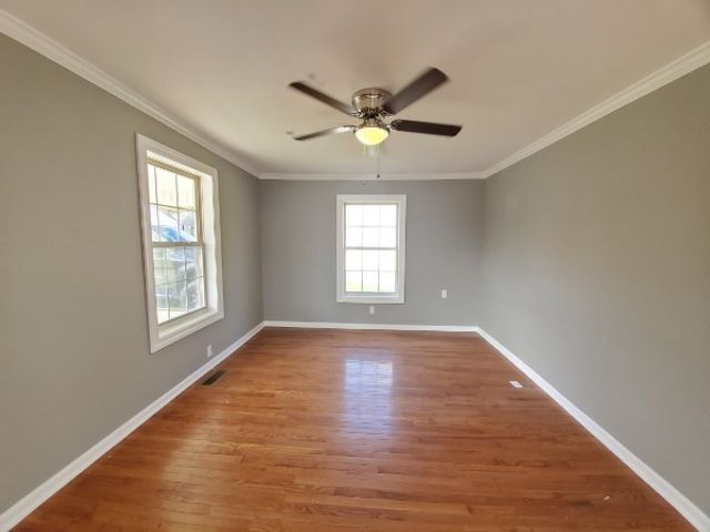 329 E 18th St, Columbia, TN 38401