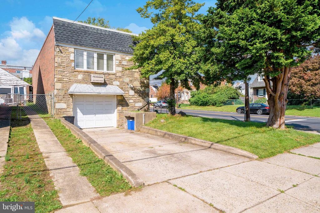7974 LORETTO AVE, PHILADELPHIA, PA 19111 — exterior
