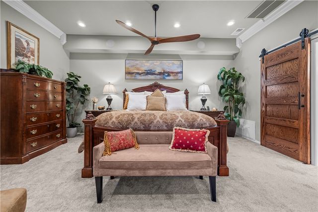 200 Doral Dr, Portland, TX 78374